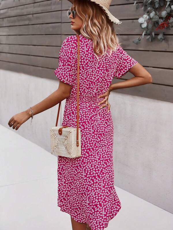Vestido Midi Com Faixa E Estampa Floral Delicada