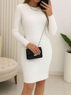 Vestido Midi Canelado Com Manga Longa E Gola Redonda