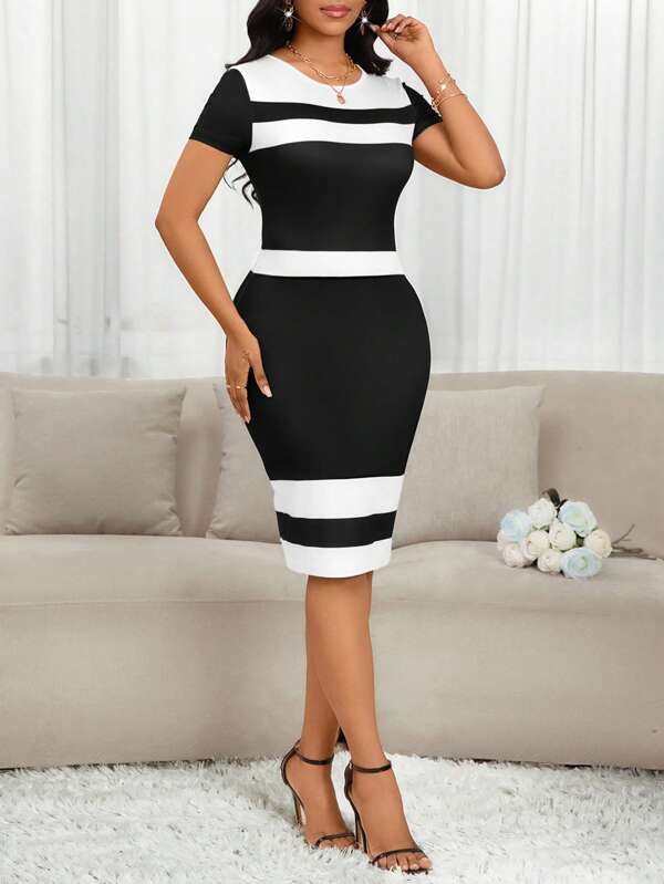 Vestido Midi Ajustado Com Recortes Animal Print