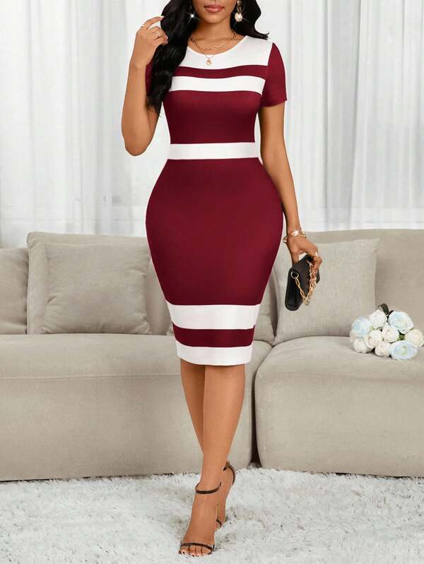 Vestido Midi Ajustado Com Recortes Animal Print