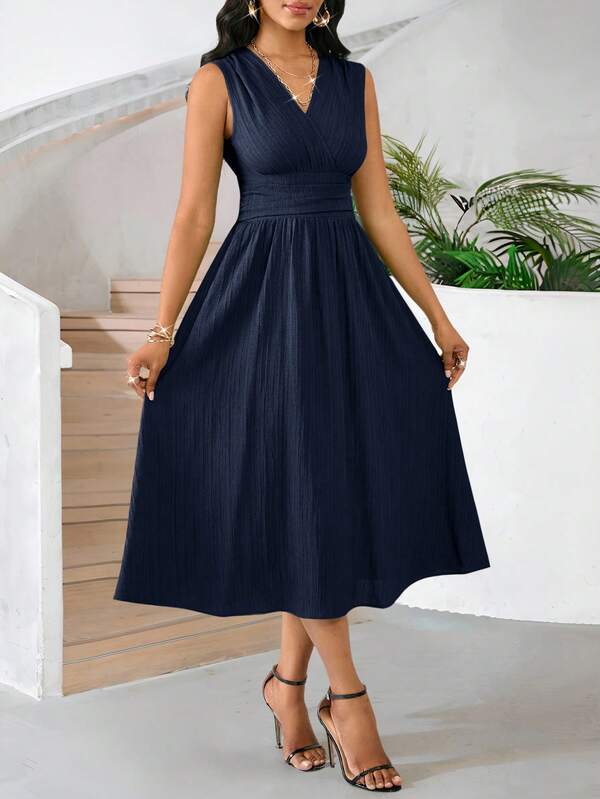Vestido Midi Evasê Com Decote Transpassado Plissado