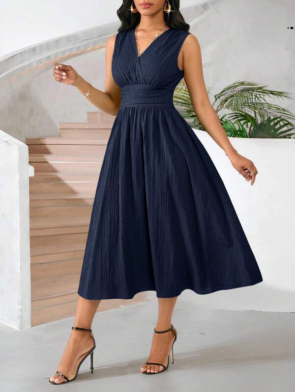 Vestido Midi Evasê Com Decote Transpassado Plissado