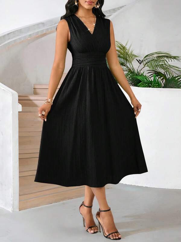 Vestido Midi Evasê Com Decote Transpassado Plissado