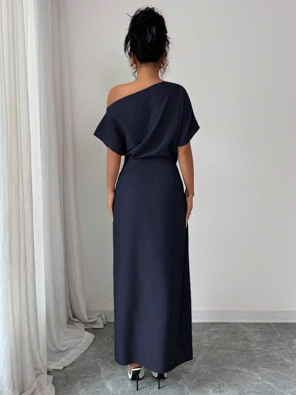 Vestido Longo Ombro Único Com Drapeado E Fenda
