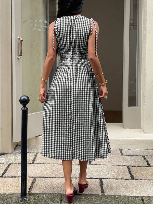 Vestido Midi Com Lastex Estampa Vichy E Amarração