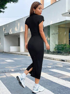 Vestido Midi Gola Alta Acinturado Estilo Minimalista