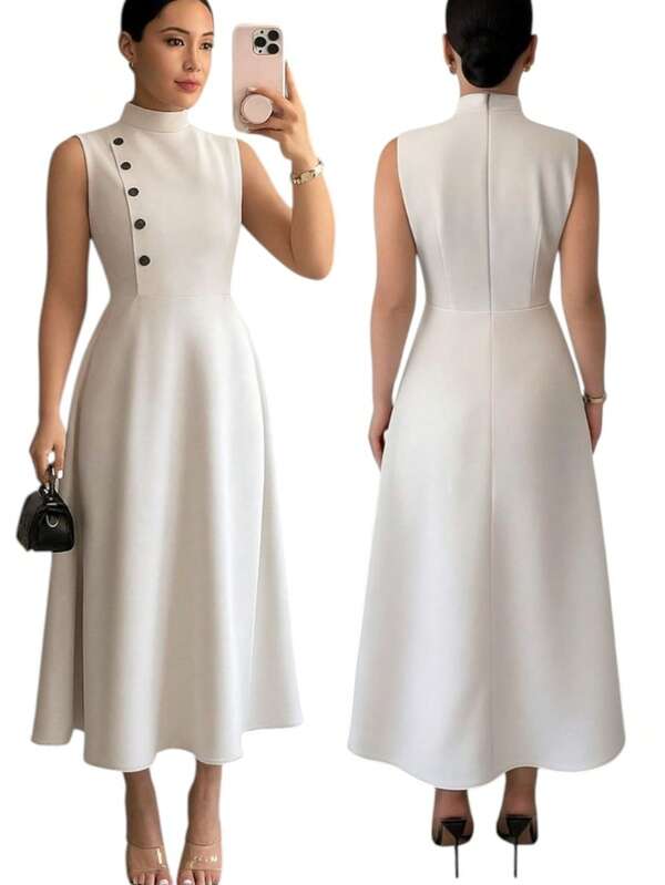 Vestido Longo Evasê Com Gola Alta E Botões