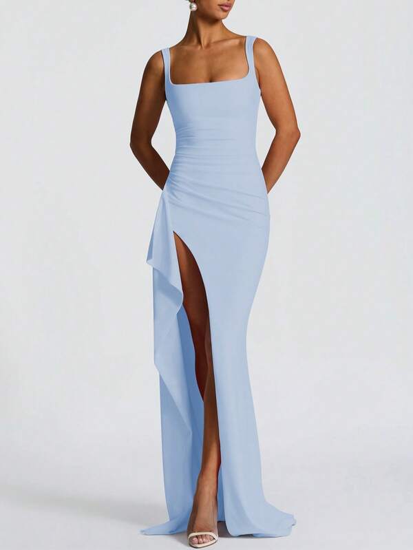 Vestido Longo Com Decote Quadrado E Fenda Frontal