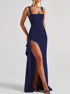 Vestido Longo Com Decote Quadrado E Fenda Frontal