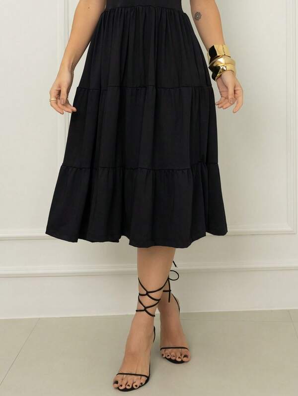 Vestido Midi Acinturado Com Recortes Minimalista