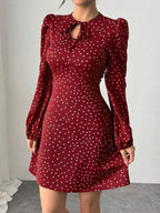 Vestido Curto Com Manga Bufante E Estampa Poá Elegante