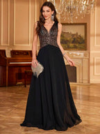 Vestido Longo Com Corpete Bordado E Saia Evasê