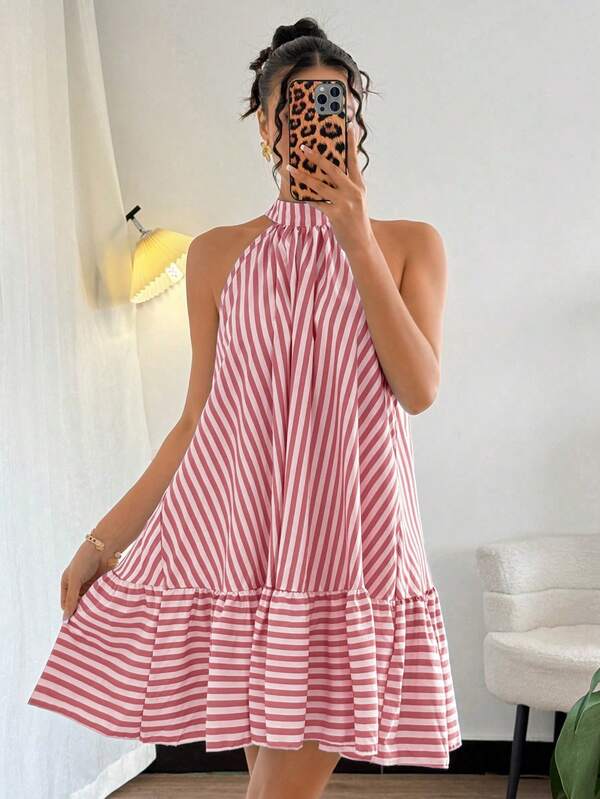 Vestido Curto Frente Única Com Babados Listrado