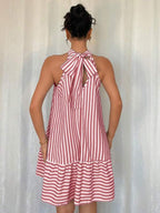 Vestido Curto Frente Única Com Babados Listrado