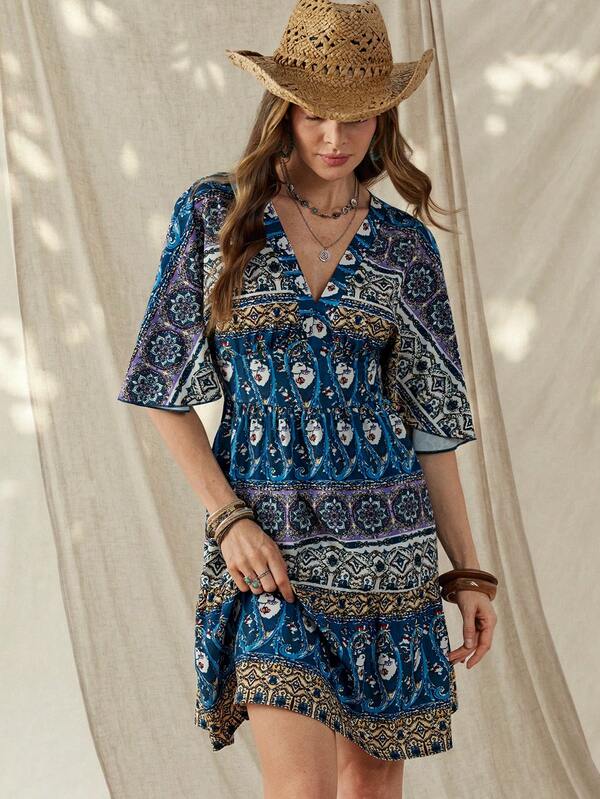 Vestido Curto Decote V Com Manga Fluida E Estampa Floral