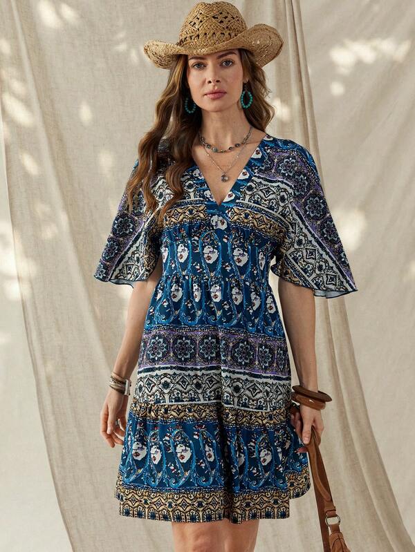 Vestido Curto Decote V Com Manga Fluida E Estampa Floral