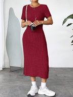 Vestido Midi Canelado Ajustado Manga Curta Estilo Minimalista