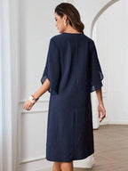 Vestido Midi Decote V Com Manga Fluida E Caimento Solto