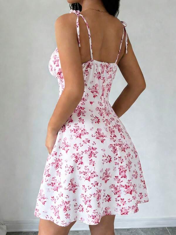 Vestido Curto Acinturado Com Alças E Estampa Floral