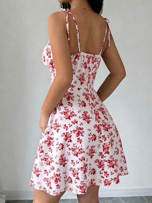 Vestido Curto Acinturado Com Alças E Estampa Floral
