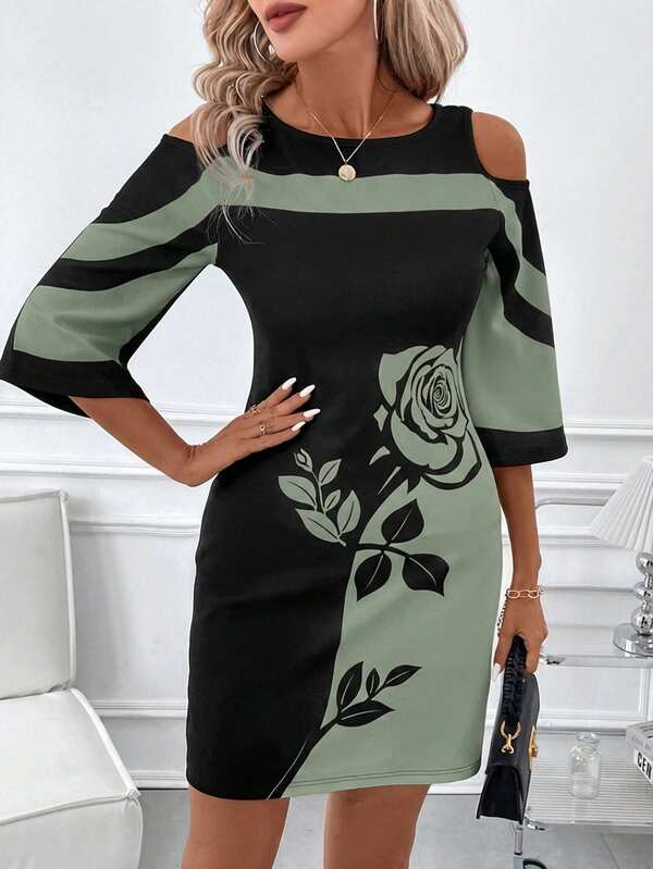 Vestido Midi Com Ombros Vazados E Estampa Floral