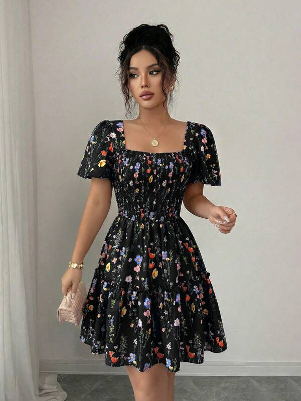 Vestido Curto Com Lastex E Manga Bufante Floral Boho