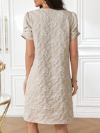 Vestido Curto Texturizado Manga Curta Estilo Casual Elegante