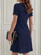 Vestido Curto Texturizado Manga Curta Estilo Casual Elegante