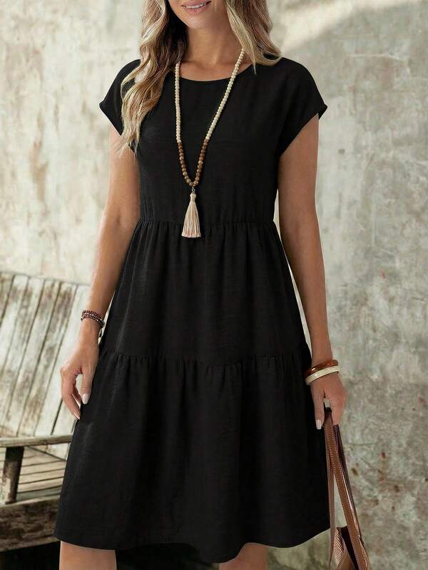 Vestido Midi Soltinho Com Recortes Estilo Casual