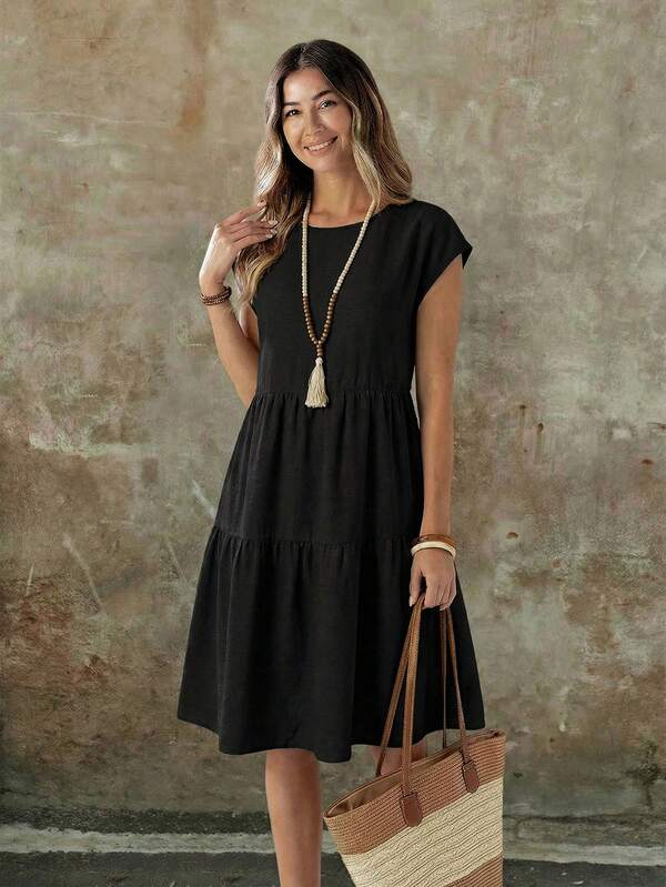 Vestido Midi Soltinho Com Recortes Estilo Casual