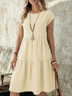 Vestido Midi Soltinho Com Recortes Estilo Casual