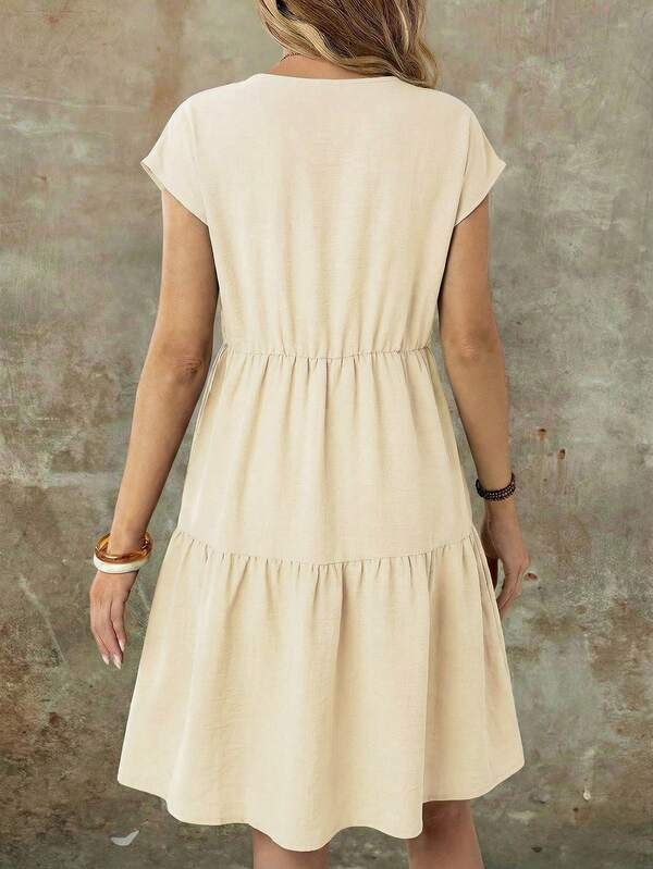Vestido Midi Soltinho Com Recortes Estilo Casual