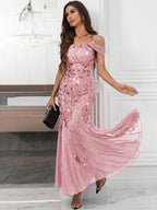Vestido Longo Ombro Vazado Com Renda E Tule