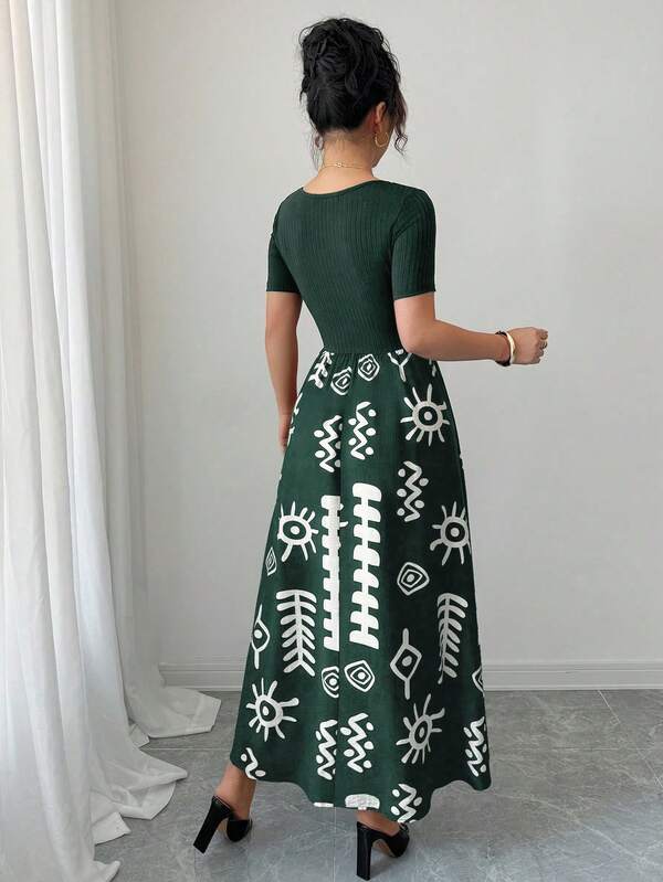 Vestido Midi Canelado Com Estampa Floral Evasê Casual