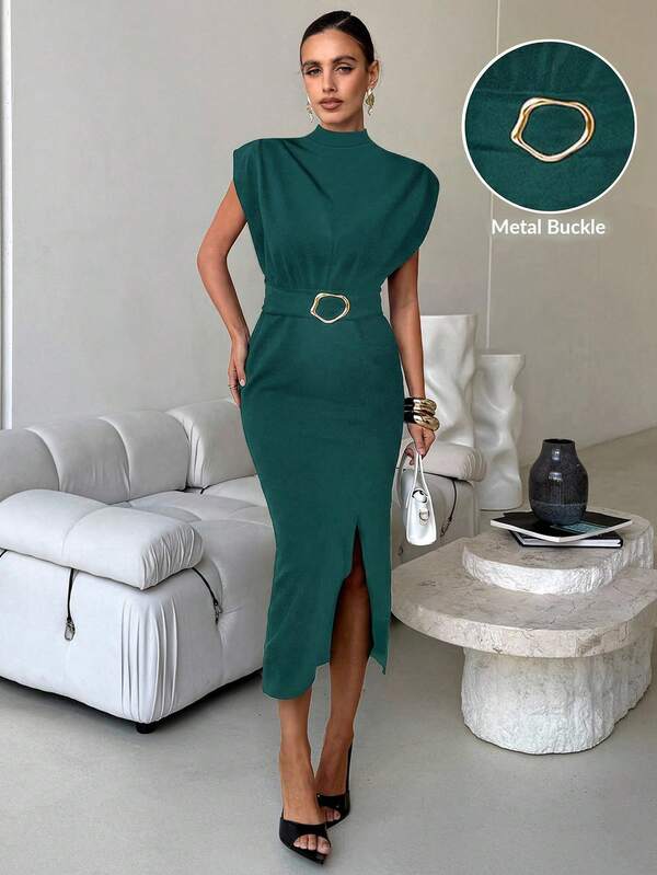 Vestido Midi Com Gola Alta E Cinto Geométrico