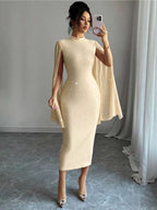 Vestido Midi Gola Alta Com Manga Capa E Brilho