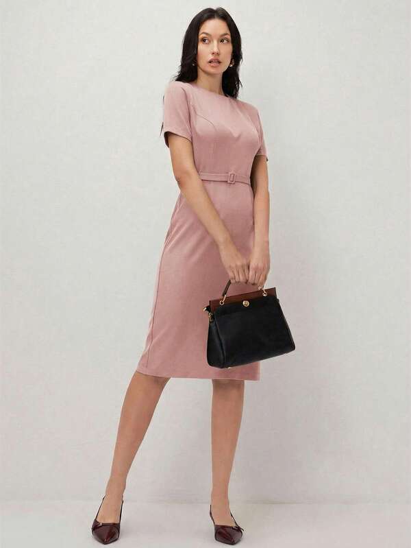 Vestido Midi Ajustado Com Cinto Estilo Minimalista