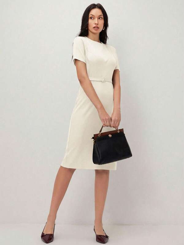 Vestido Midi Ajustado Com Cinto Estilo Minimalista