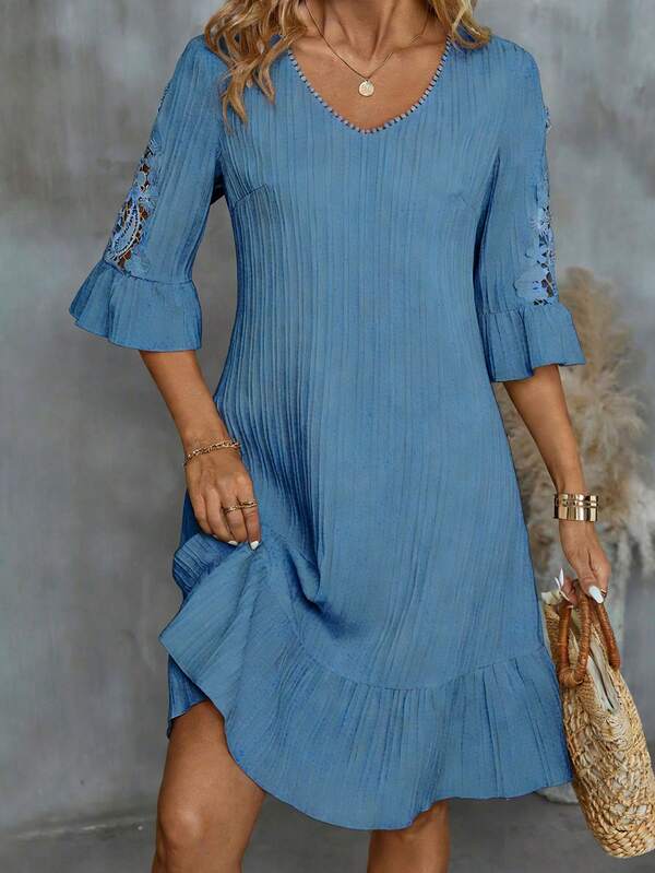 Vestido Midi Canelado Decote V Com Renda Estilo Romântico