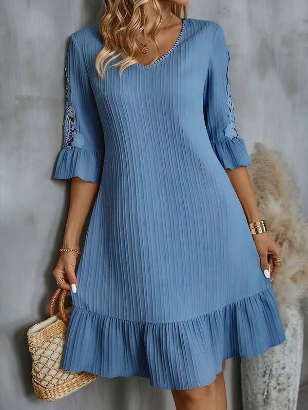 Vestido Midi Canelado Decote V Com Renda Estilo Romântico