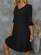 Vestido Midi Canelado Decote V Com Renda Estilo Romântico