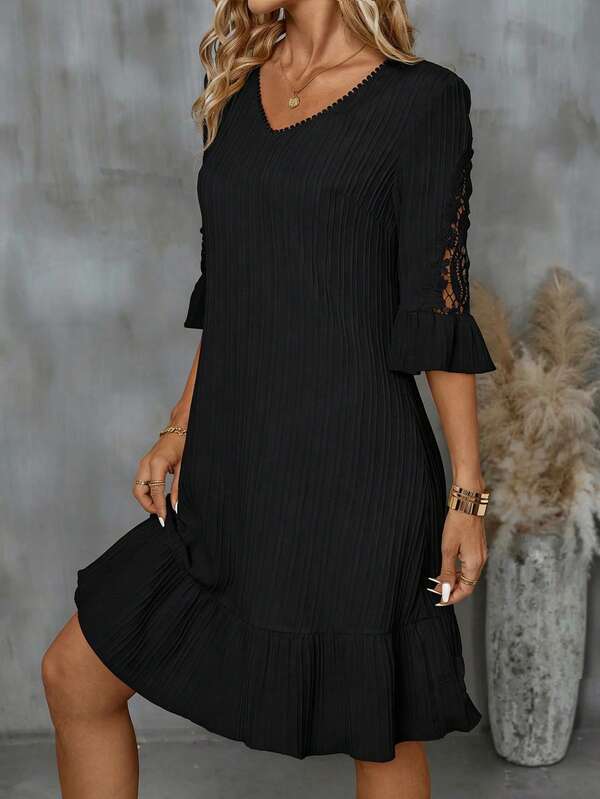 Vestido Midi Canelado Decote V Com Renda Estilo Romântico