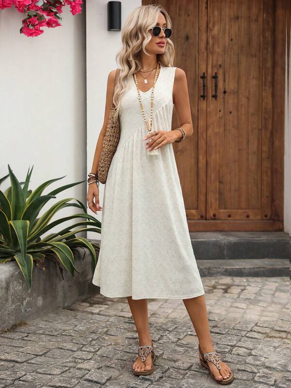Vestido Midi Regata Decote V Com Recortes Estilo Minimalista