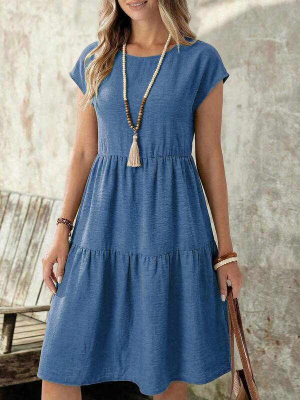 Vestido Midi Soltinho Com Recortes Estilo Casual