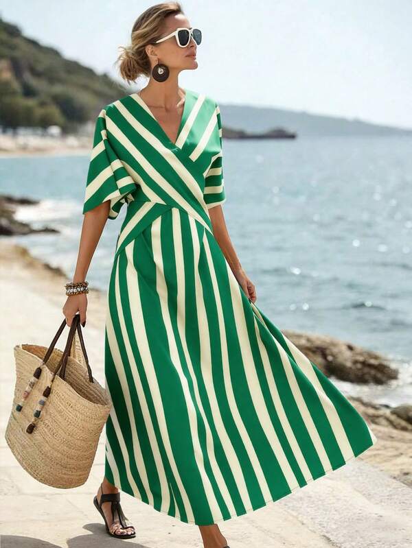 Vestido Longo Transpassado Com Estampa Listrada Resort