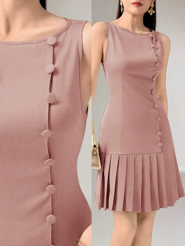 Vestido Curto Evasê Com Botões E Barra Plissada