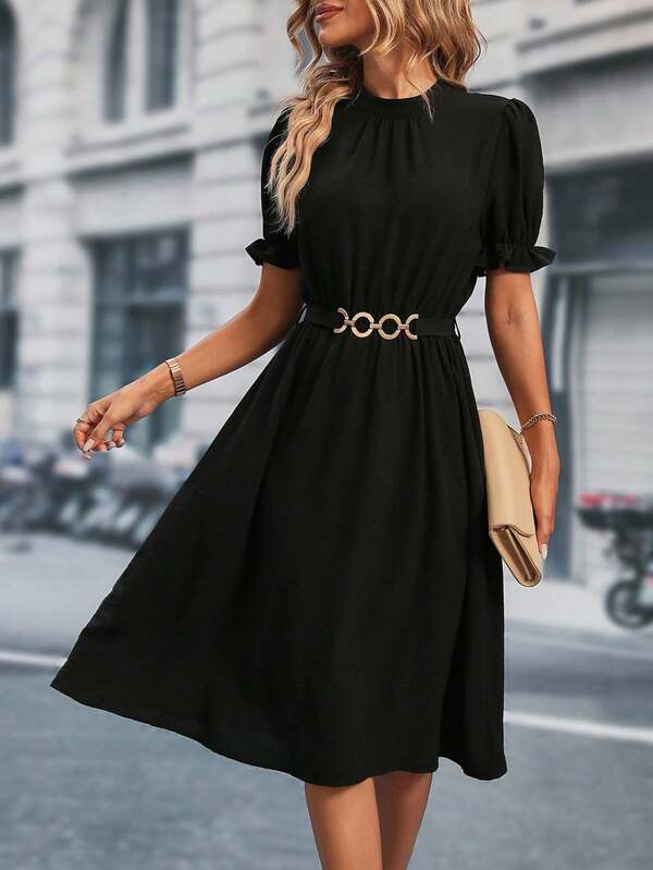 Vestido Midi Acinturado Com Cinto E Manga Bufante Elegante
