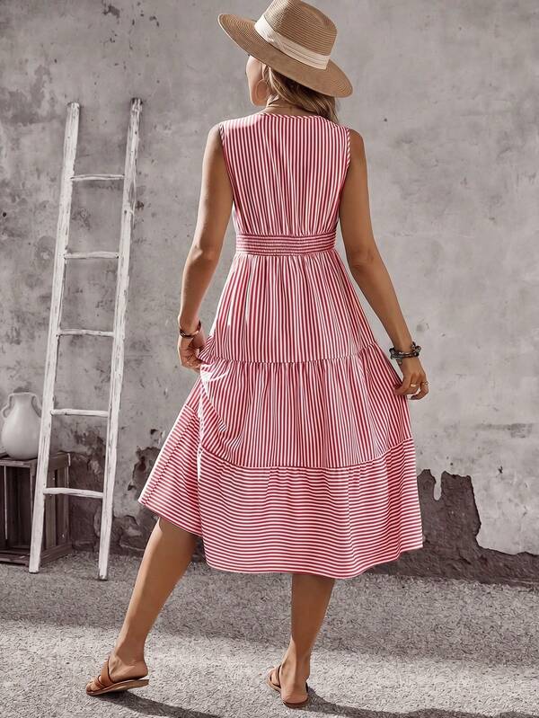 Vestido Midi Evasê Sem Mangas Com Lastex Estilo Romântico