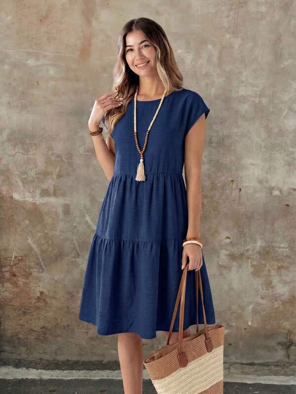 Vestido Midi Soltinho Com Recortes Estilo Casual