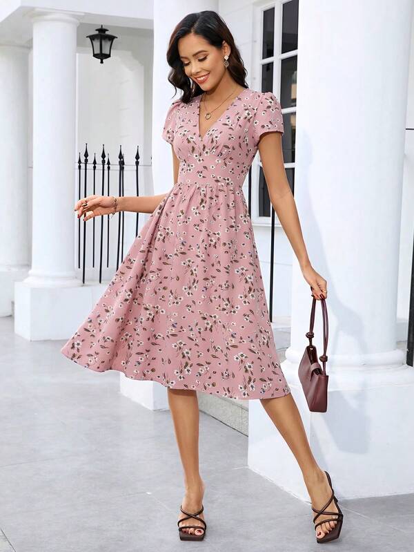 Vestido Midi Decote V Acinturado Com Estampa Floral